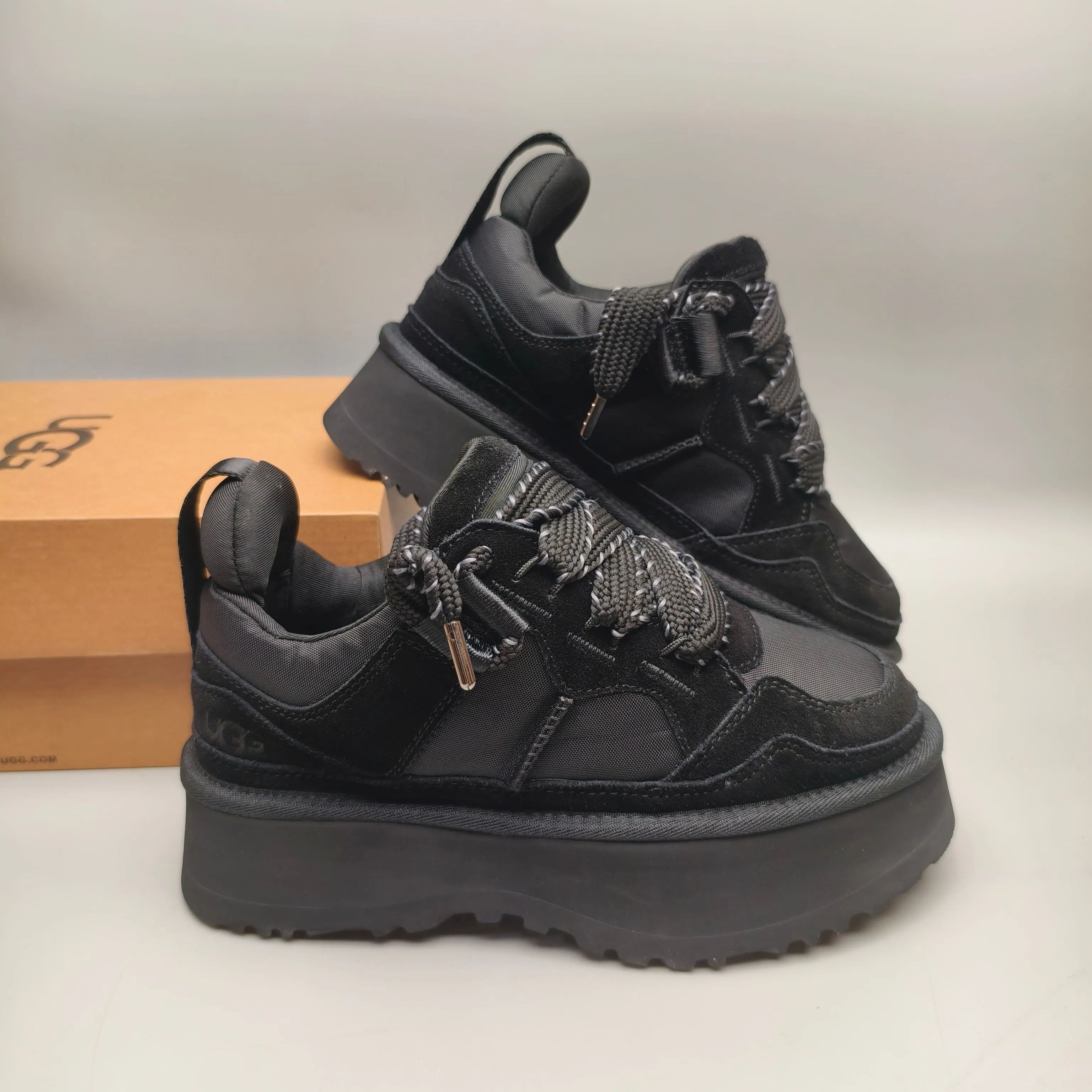 💰560 UGG sheepskin all-in-one snow boots 1541 thick-soled dad shoes, casual lace-up women's shoes, color: maroon, black, white, pink, matching size: 35-40